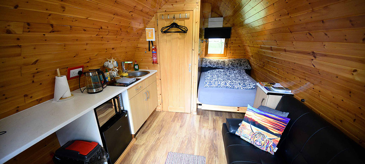 Our self catering pods in Dunvegan offer excellent faciities including double bed and en suite shower room