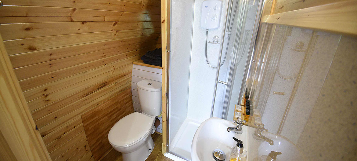 Our self catering Pods in Dunvegan contain powerful showers